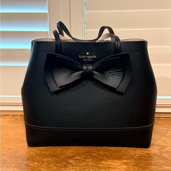 kate spade Handbags - Kate Spade Vanderbilt Place Small Giorgia Bag- Black Pebble Leather NWT